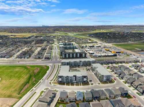 2213-33 Carringham Gate Nw, Calgary, AB - Outdoor With View