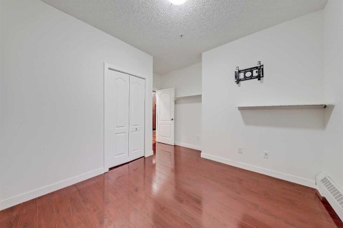120-20 Discovery Ridge Close Sw, Calgary, AB - Indoor Photo Showing Other Room