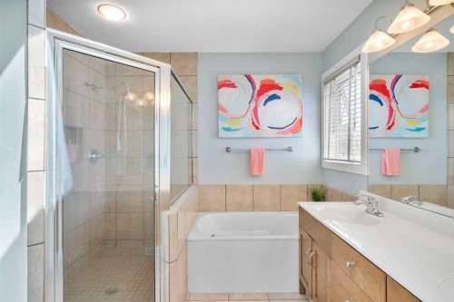 42 Gleneagles Terrace, Cochrane, AB - Indoor Photo Showing Bathroom