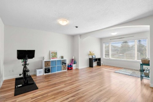 42 Gleneagles Terrace, Cochrane, AB - Indoor