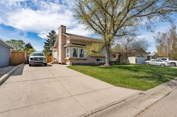 159 Woodburn Crescent Okotoks, AB T1S 1L4