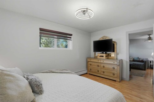 1-1821 17A Street Sw, Calgary, AB - Indoor Photo Showing Bedroom