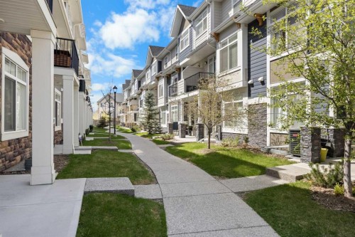 309 Wentworth Row Sw, Calgary, AB - Outdoor With Facade