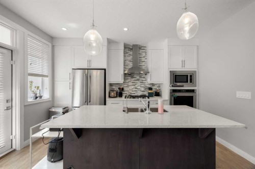309 Wentworth Row Sw, Calgary, AB - Indoor Photo Showing Kitchen With Stainless Steel Kitchen With Upgraded Kitchen