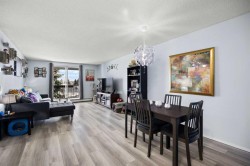 412-9 Country Village Bay NE Calgary, AB T3K 5J8