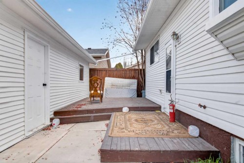 128 Castledale Crescent Ne, Calgary, AB - Outdoor With Exterior