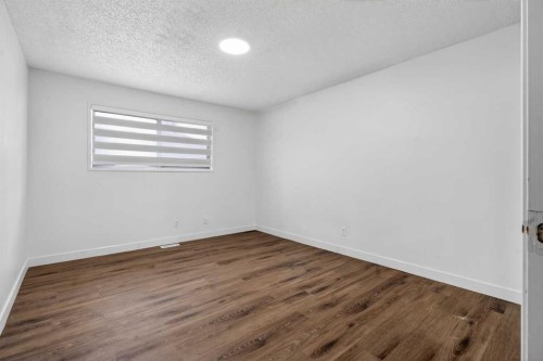 128 Castledale Crescent Ne, Calgary, AB - Indoor Photo Showing Other Room