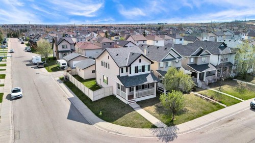 247 Evermeadow Avenue Sw, Calgary, AB - Outdoor With Facade