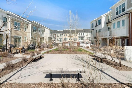404 Nolanfield Villas Nw, Calgary, AB 