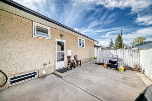 5104 Marshall Road Ne, Calgary, AB - Outdoor With Exterior