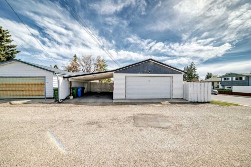 5104 Marshall Road Ne, Calgary, AB - Outdoor
