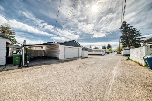 5104 Marshall Road Ne, Calgary, AB - Outdoor