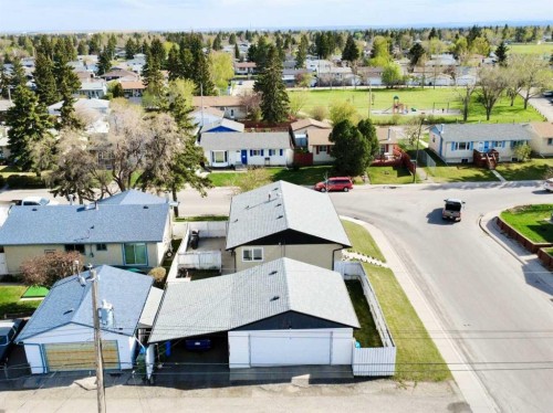 5104 Marshall Road Ne, Calgary, AB - Outdoor