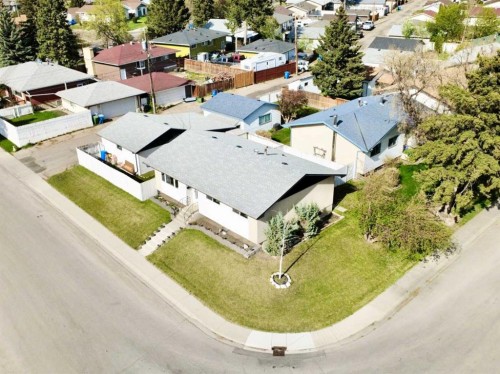 5104 Marshall Road Ne, Calgary, AB - Outdoor With View