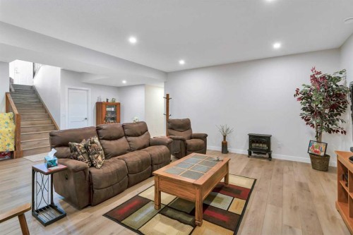 11 Vireo Avenue, Olds, AB - Indoor