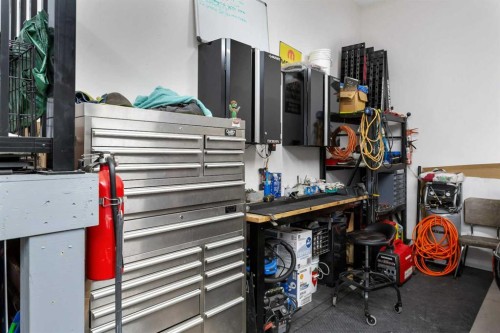 11 Vireo Avenue, Olds, AB - Indoor Photo Showing Garage