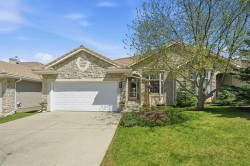 4518 Hamptons Way NW Calgary, AB T3A 5H7