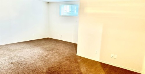 105 Cimarron Park Circle, Okotoks, AB - Indoor Photo Showing Other Room