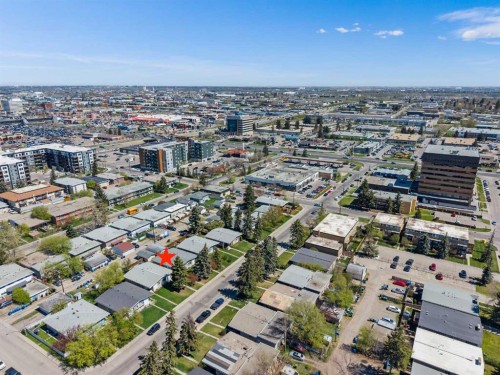 630 69 Avenue Sw, Calgary, AB - Outdoor With View