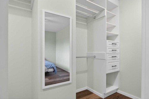 23 Bermuda Place Nw, Calgary, AB - Indoor With Storage