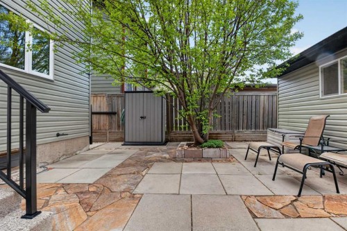 23 Bermuda Place Nw, Calgary, AB - Outdoor With Exterior