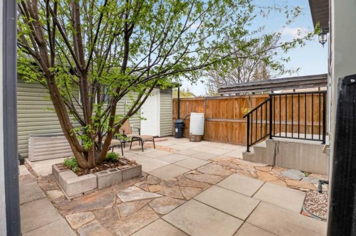 23 Bermuda Place Nw, Calgary, AB - Outdoor With Exterior