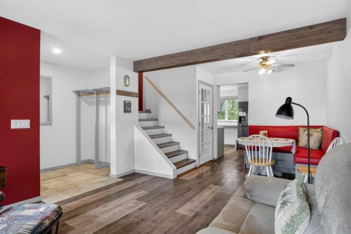 23 Bermuda Place Nw, Calgary, AB - Indoor