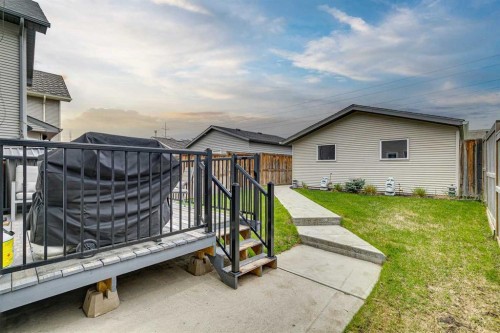 146 Cranberry Close Se, Calgary, AB - Outdoor With Exterior