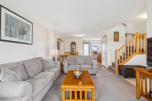 146 Cranberry Close Se, Calgary, AB - Indoor Photo Showing Living Room