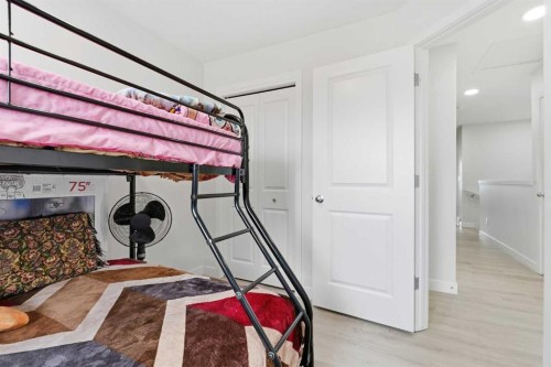 1612 Rangeview Drive Se, Calgary, AB - Indoor Photo Showing Other Room