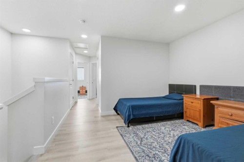 1612 Rangeview Drive Se, Calgary, AB - Indoor Photo Showing Bedroom