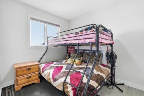 1612 Rangeview Drive Se, Calgary, AB - Indoor Photo Showing Bedroom