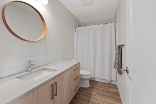 509-138 Sage Valley Common Nw, Calgary, AB - Indoor Photo Showing Bathroom