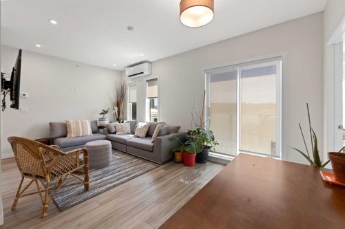 509-138 Sage Valley Common Nw, Calgary, AB - Indoor Photo Showing Living Room