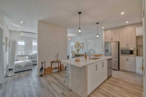 509-138 Sage Valley Common Nw, Calgary, AB - Indoor Photo Showing Kitchen With Stainless Steel Kitchen With Upgraded Kitchen