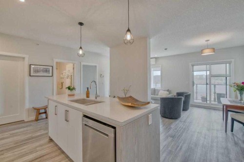 509-138 Sage Valley Common Nw, Calgary, AB - Indoor Photo Showing Kitchen