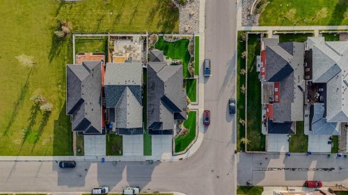 100 Redstone Parade Ne, Calgary, AB - Outdoor