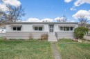 416 2 Avenue, Drumheller, AB  - Outdoor With Facade 