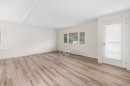 416 2 Avenue, Drumheller, AB  - Indoor Photo Showing Other Room 