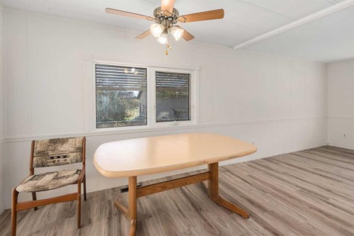 416 2 Avenue, Drumheller, AB - Indoor Photo Showing Other Room