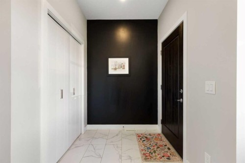 5 D'Arcy Boulevard, Okotoks, AB - Indoor Photo Showing Other Room