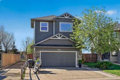 176 Chapalina Heights Se, Calgary, AB - Outdoor