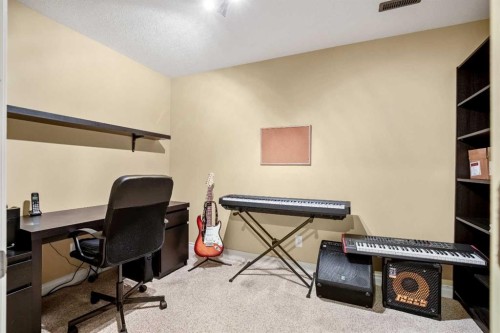 1503 Montgomery Place Se, High River, AB - Indoor