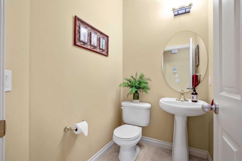 1503 Montgomery Place Se, High River, AB - Indoor Photo Showing Bathroom