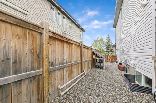 1503 Montgomery Place Se, High River, AB - Outdoor With Exterior
