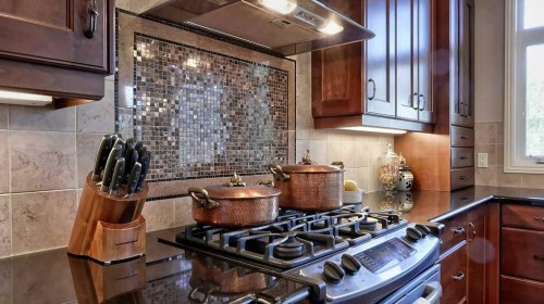 364 Chapala Point Se, Calgary, AB - Indoor Photo Showing Kitchen