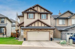 22 Kincora Heights NW Calgary, AB T3R 1N3