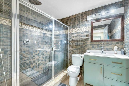 22 Kincora Heights Nw, Calgary, AB - Indoor Photo Showing Bathroom