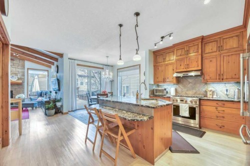 22 Kincora Heights Nw, Calgary, AB - Indoor Photo Showing Kitchen