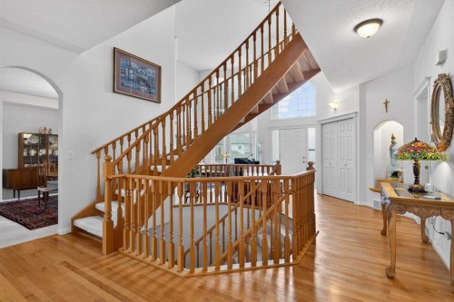 307 Hampstead Way Nw, Calgary, AB - Indoor Photo Showing Other Room